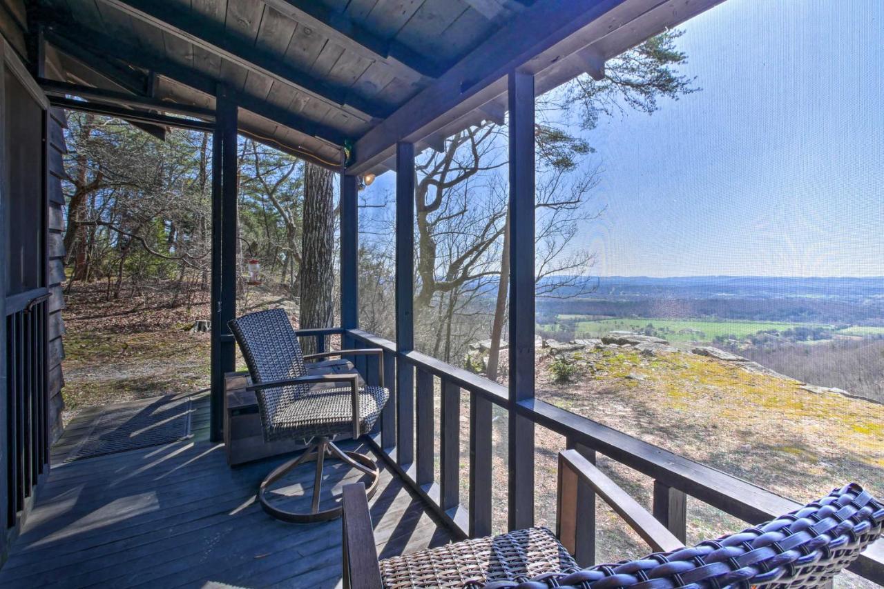 Secluded Ridgetop Hideaway With Valley Views! Menlo Bagian luar foto