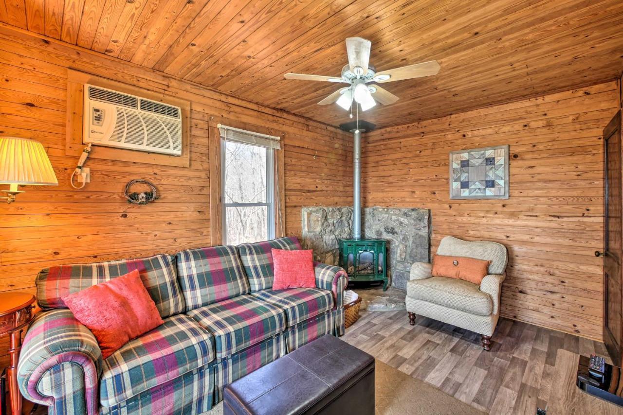 Secluded Ridgetop Hideaway With Valley Views! Menlo Bagian luar foto