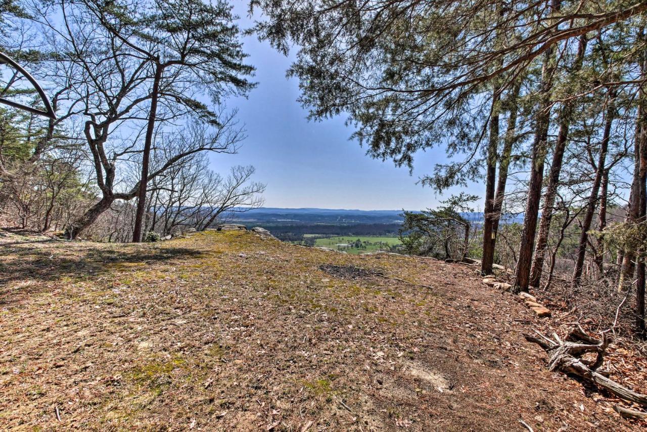 Secluded Ridgetop Hideaway With Valley Views! Menlo Bagian luar foto